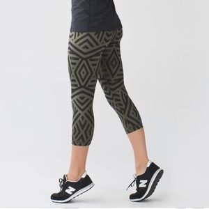 Lululemon Wunder Under leggings